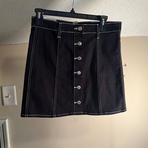 Women’s Front Button Skirt